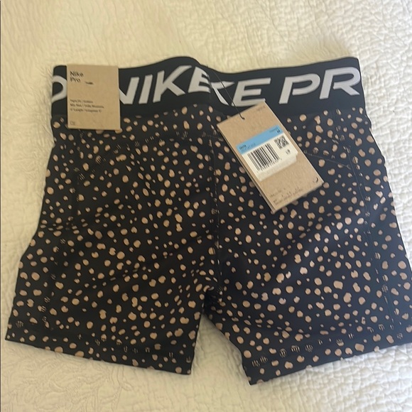 Nike Pro Black and Tan Dotted Shorts - Picture 2 of 2
